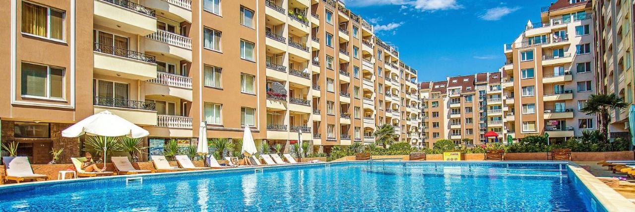 Perla Luxury Apartment Burgas City Eksteriør billede